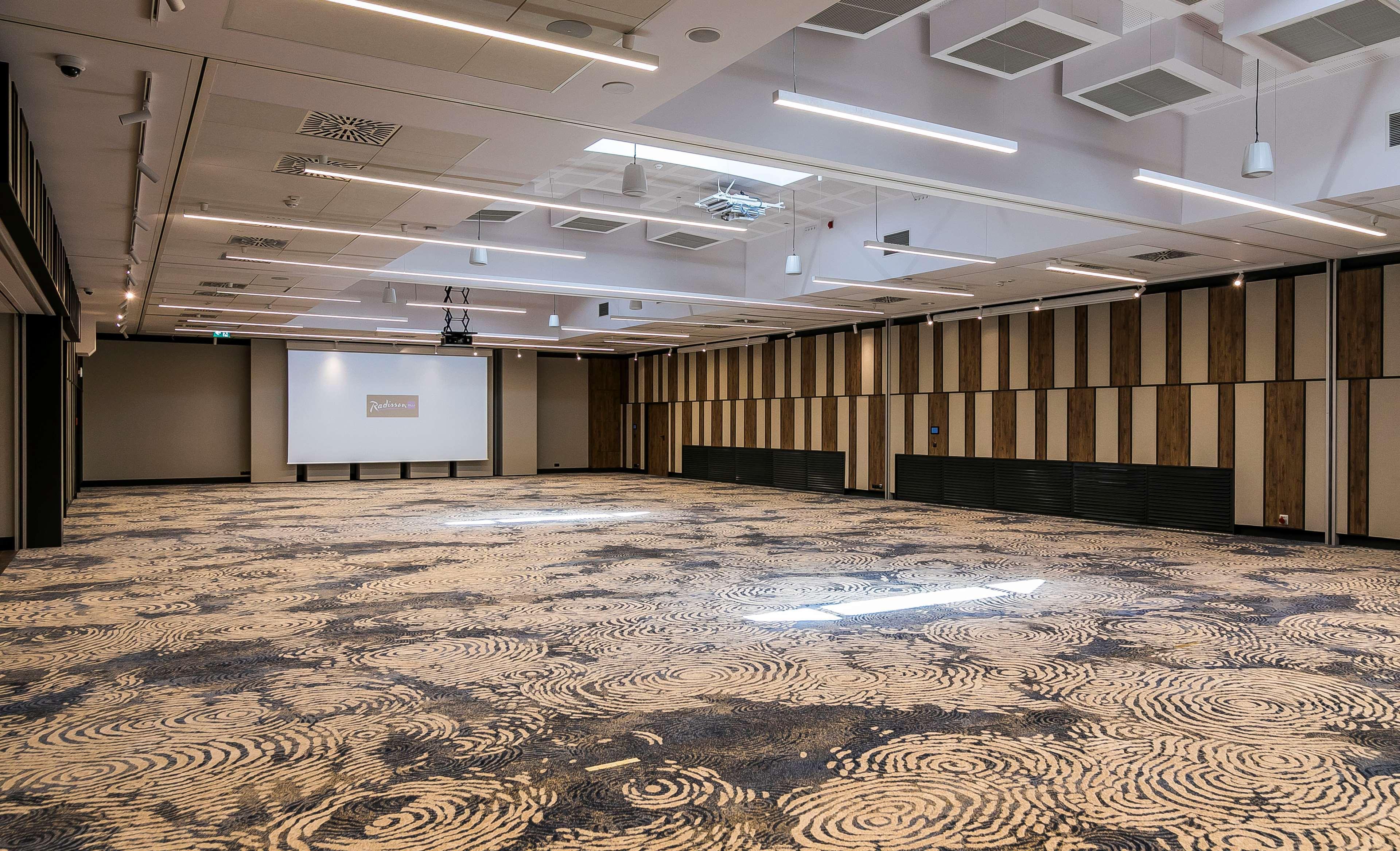 Radisson Blu Готель 4*