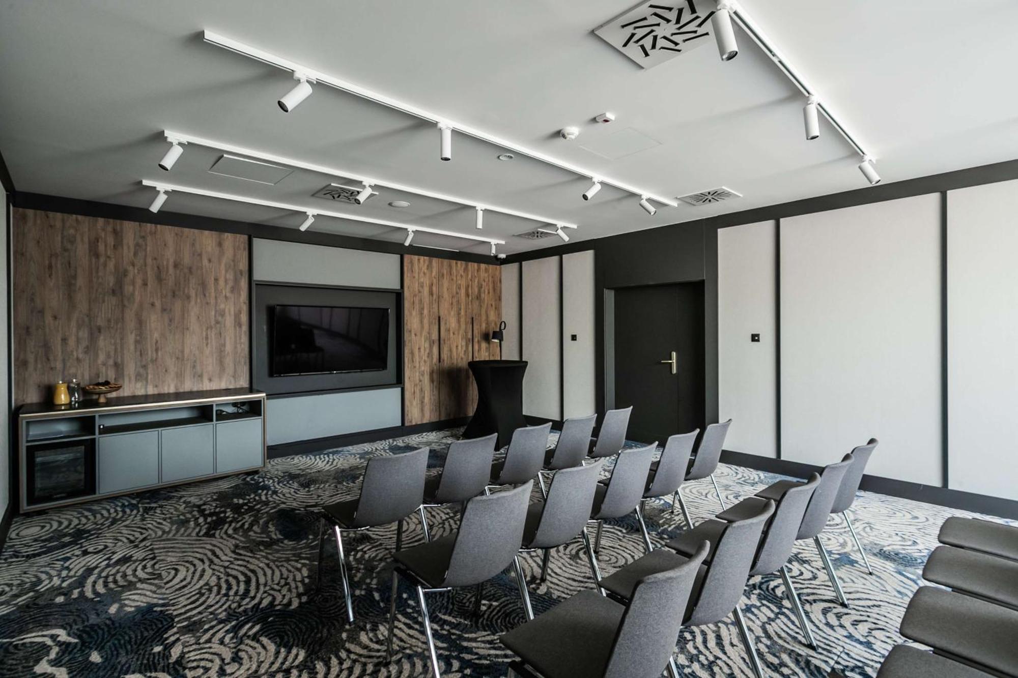 Готель Radisson Blu 4*